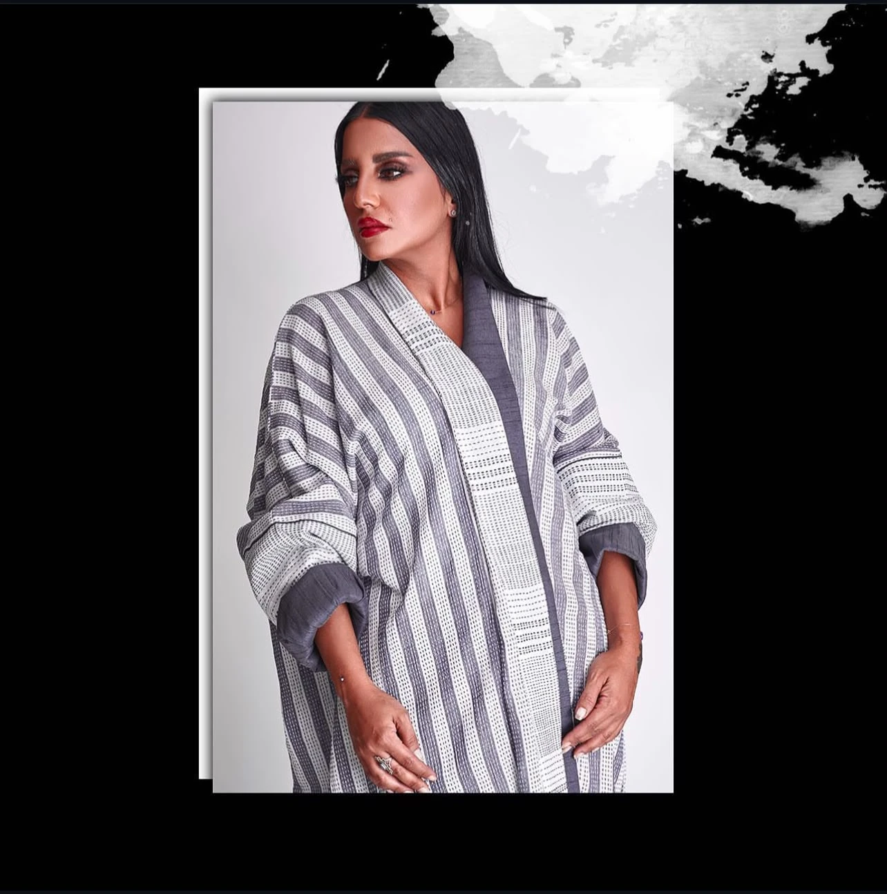 Striped Gray Bisht Abaya